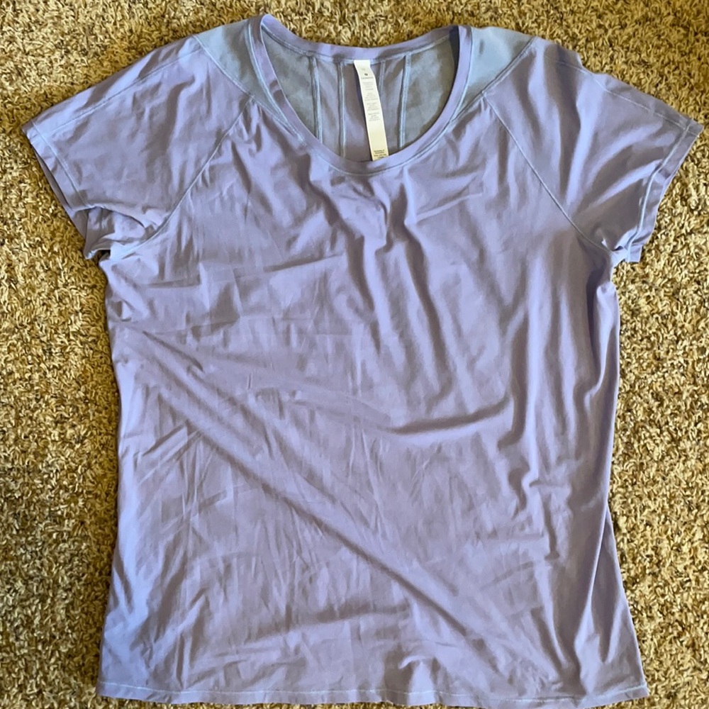 EUC Lulu Lemon top
